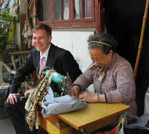 indochino2 Tailor in China.