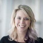 Laura Zabel headshot