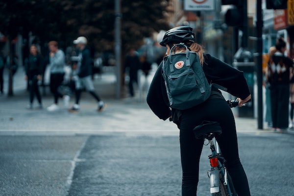 bike commuter