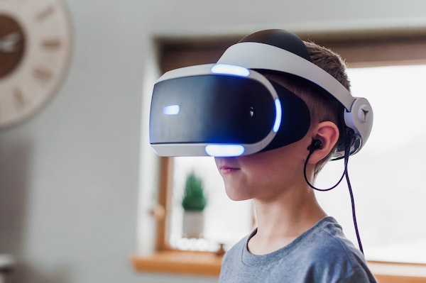 virtual reality goggles